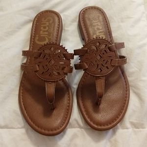 Brown sandals Tory Dupes